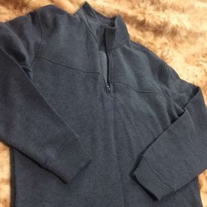 New arrow 1/4 zip Gray sweatshirt